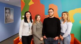 Call Center Mitarbeiter we.dify 